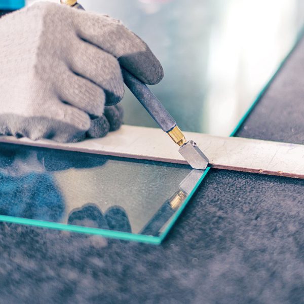 Kratzer aus Glasscheiben entfernen Glaserei Noah